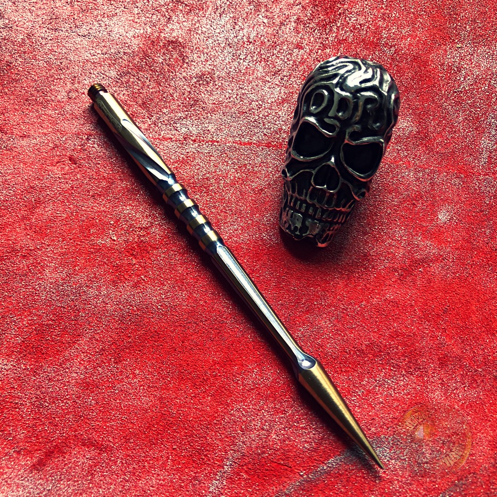 ручка с орнаментом стилус